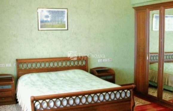 Dzerzhinskogo 3*